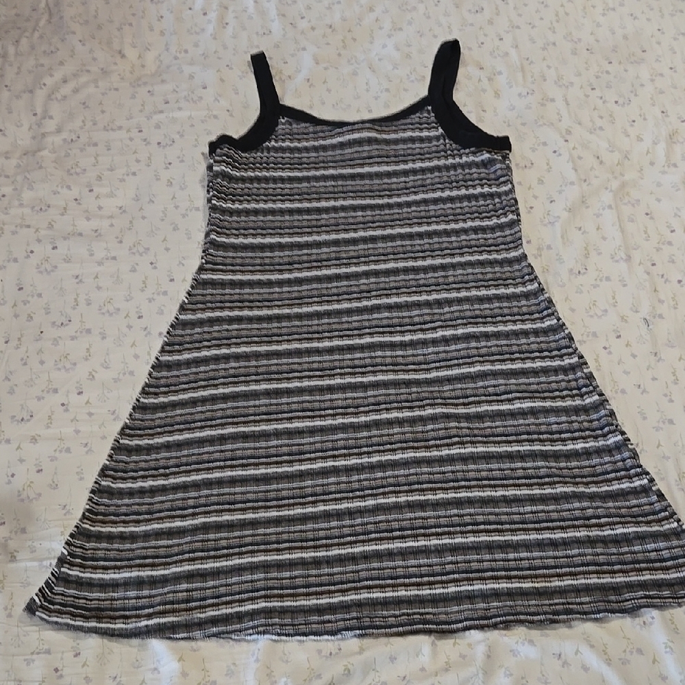 Black and White Striped Sleeveless Dress
